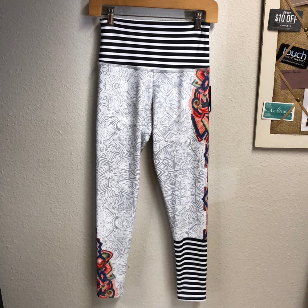 Onzie Graphic High Basic Midi Legging